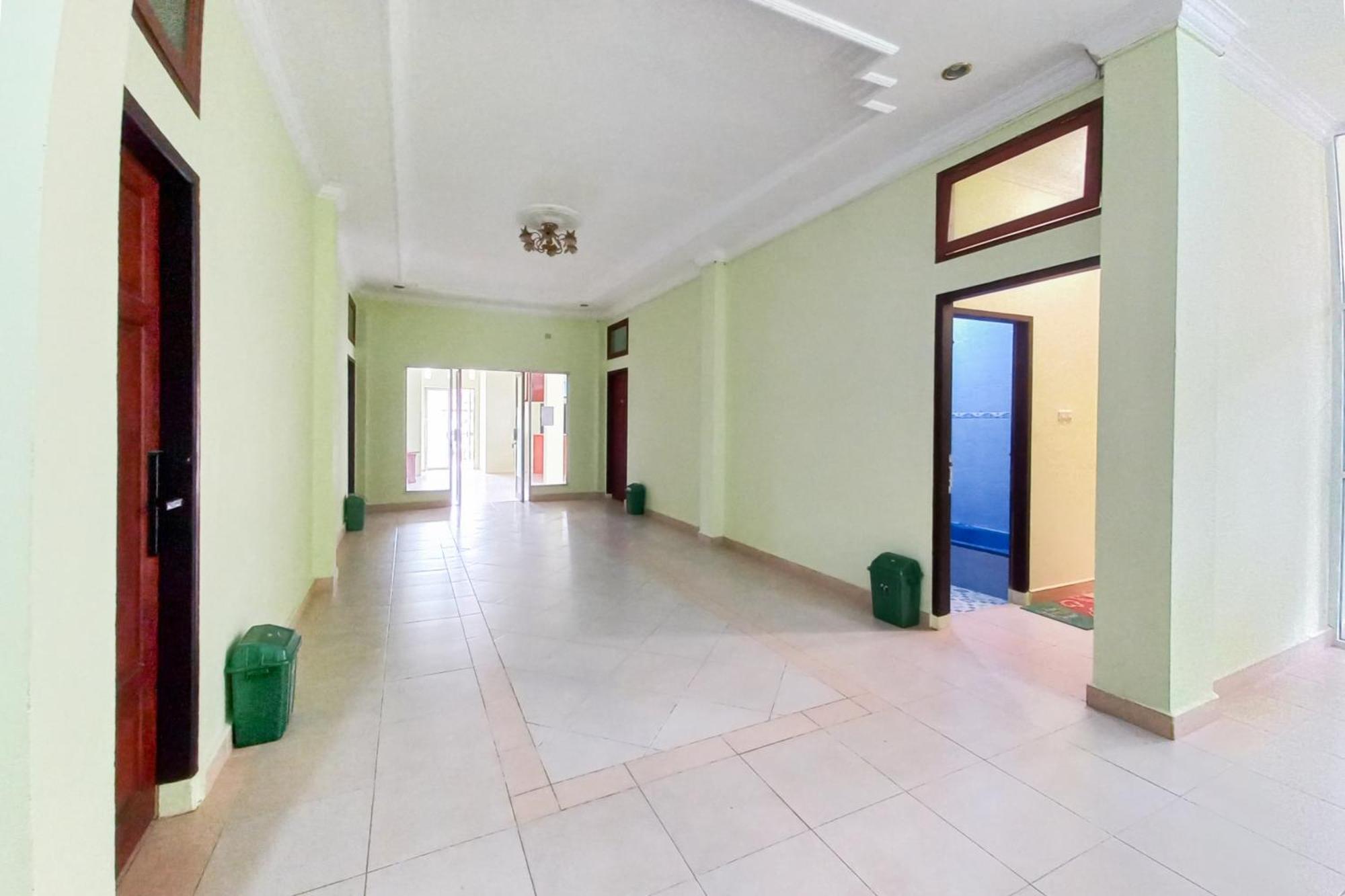 Reddoorz Syariah At Uin Suska Hotel Pekanbaru