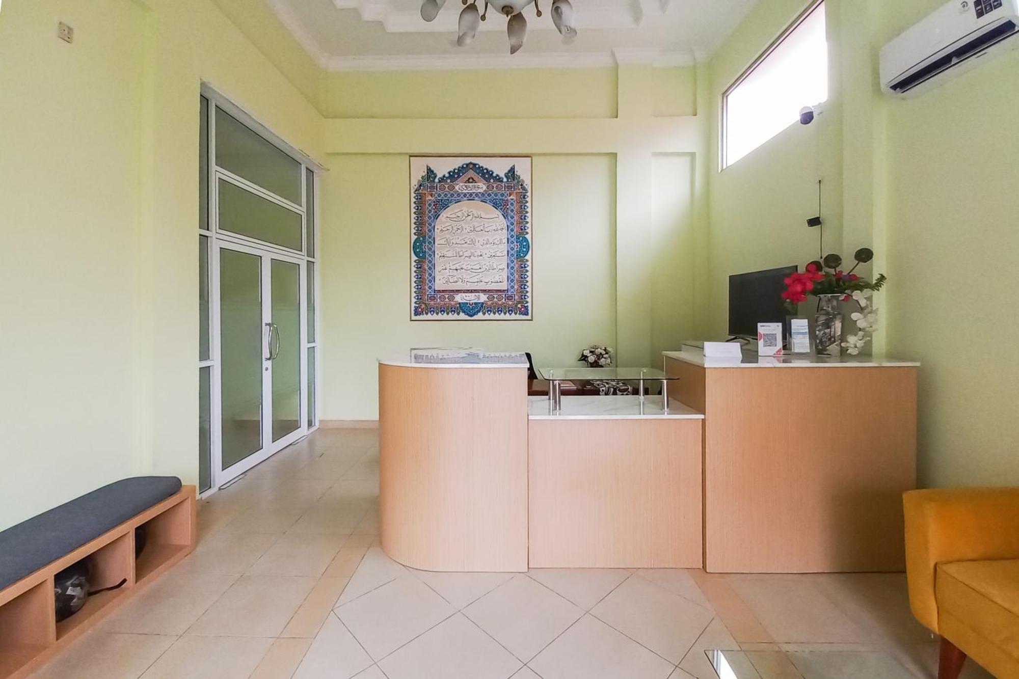 Hotel Reddoorz Syariah At Uin Suska