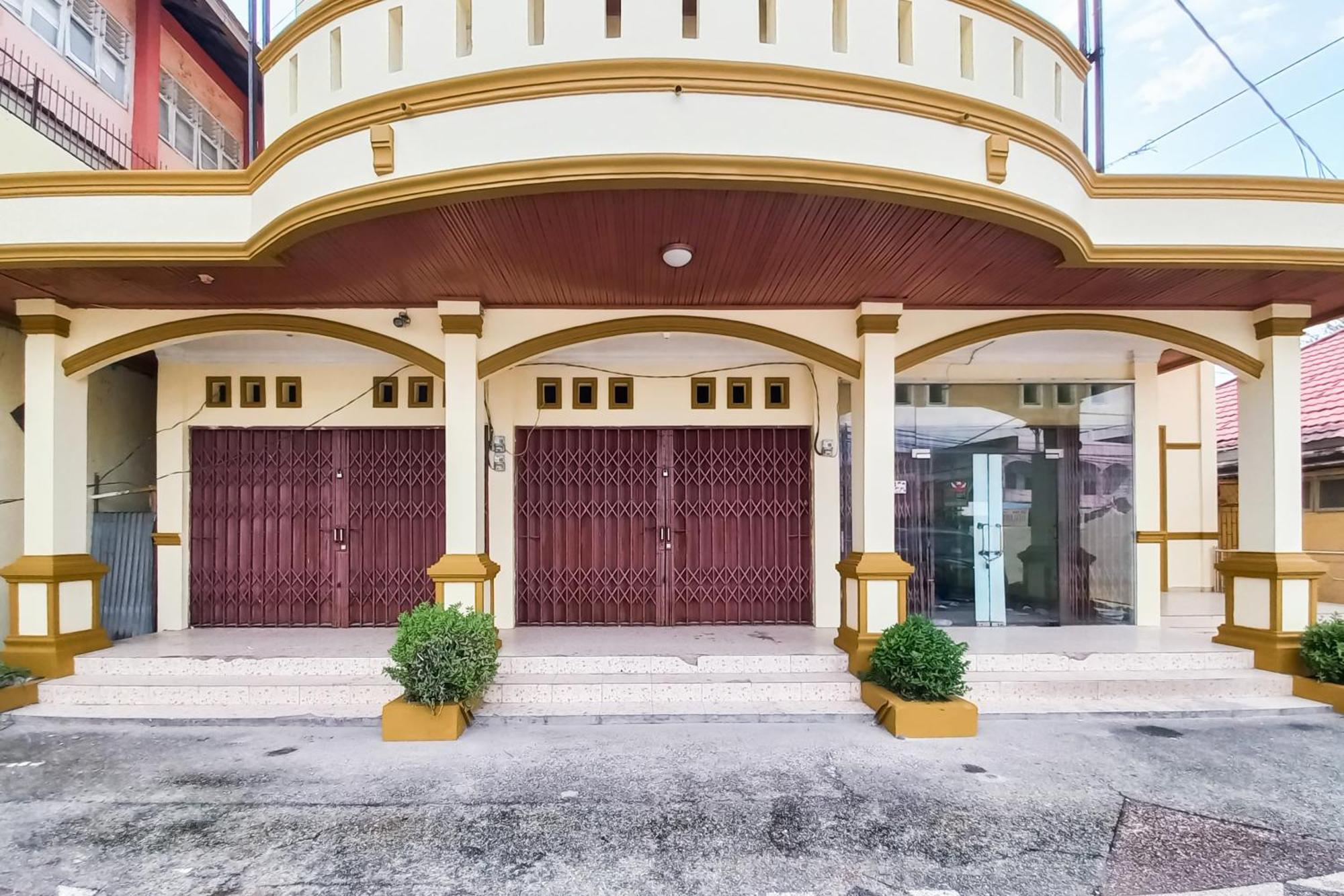Hotel Reddoorz Syariah At Uin Suska 2*
